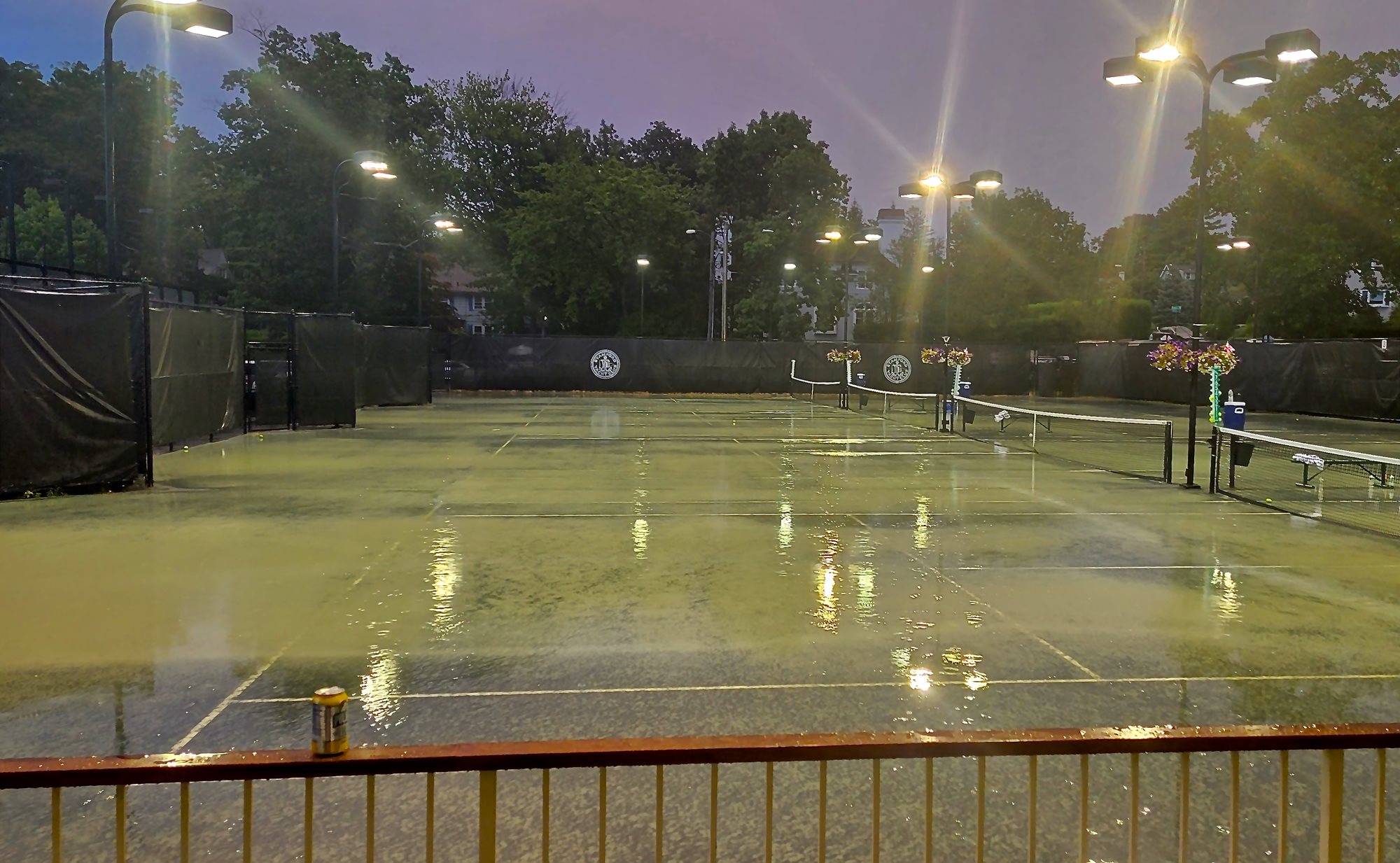20220817_194544.Flooded courts